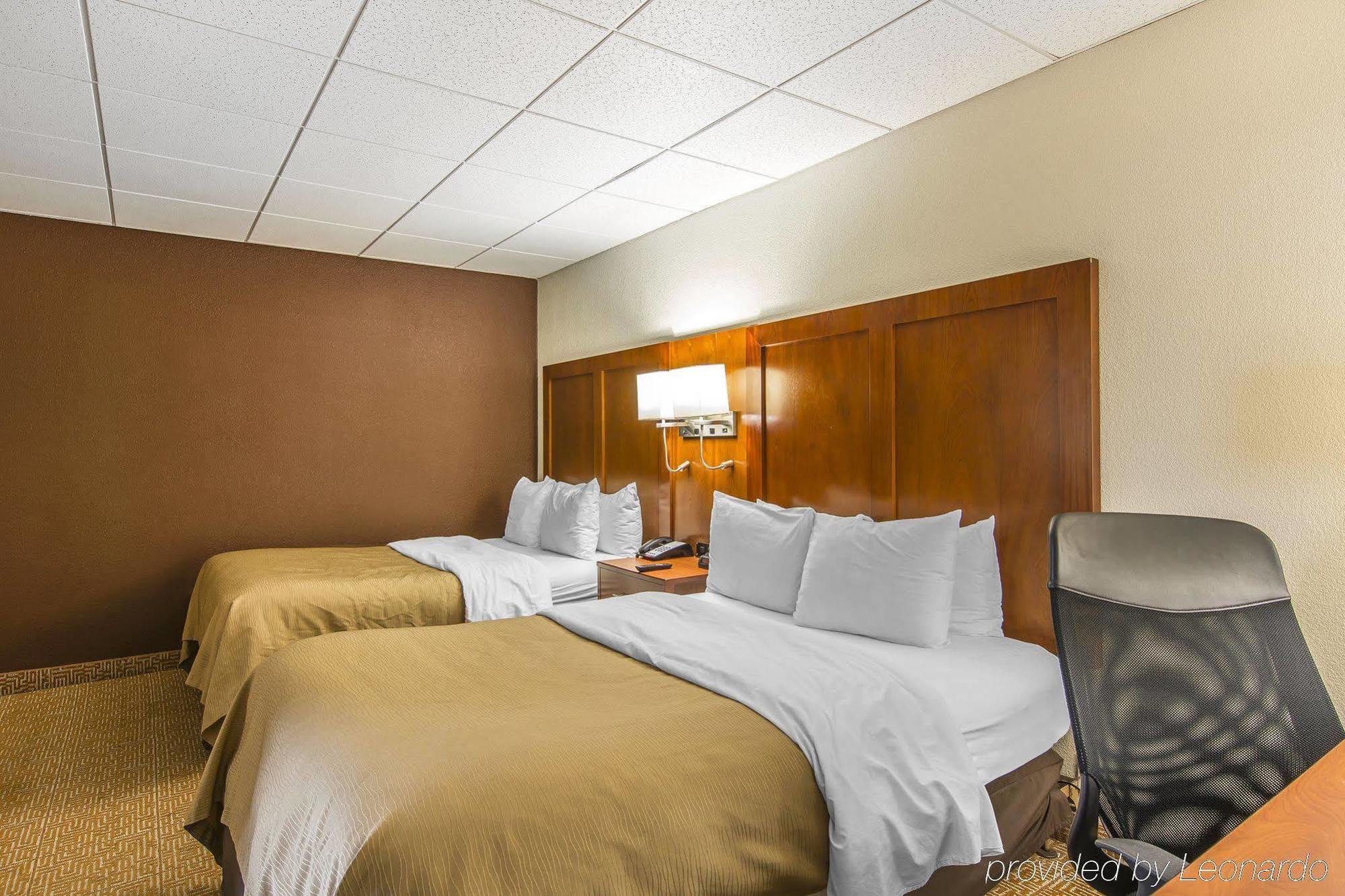 Quality Inn And Suites Conference Center Ричмонд Экстерьер фото